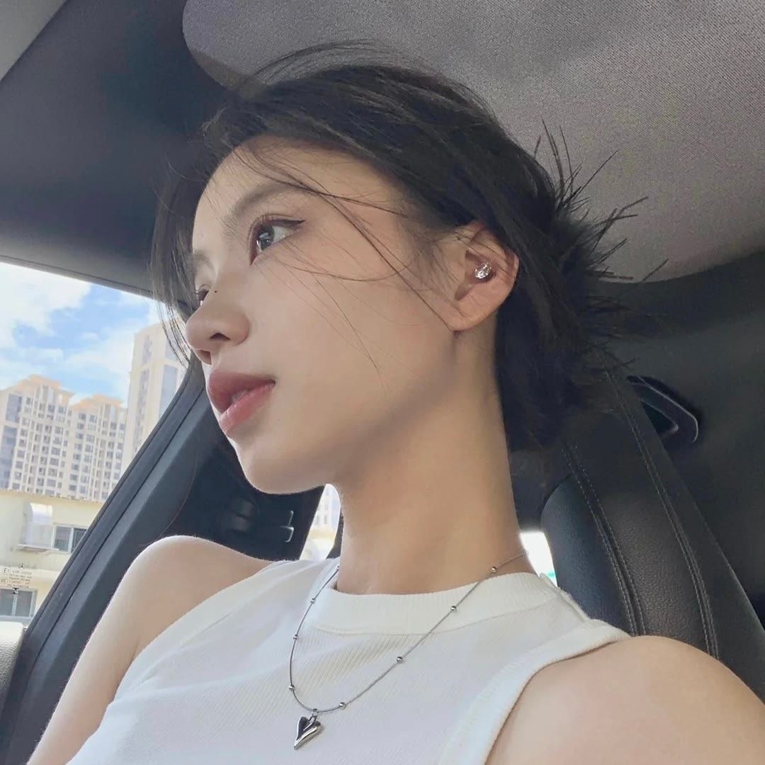 抖音直播举报电话24小时人工服务热线，抖音直播举报的边界与突围，当合规成为创作者的生命线